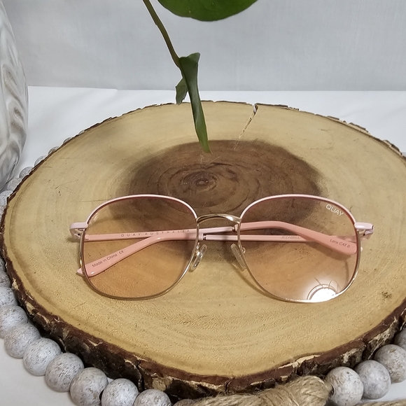 Quay Australia Jezabell Blue Light Glasses Pink Metal Frame Peach Lens - Picture 3 of 3